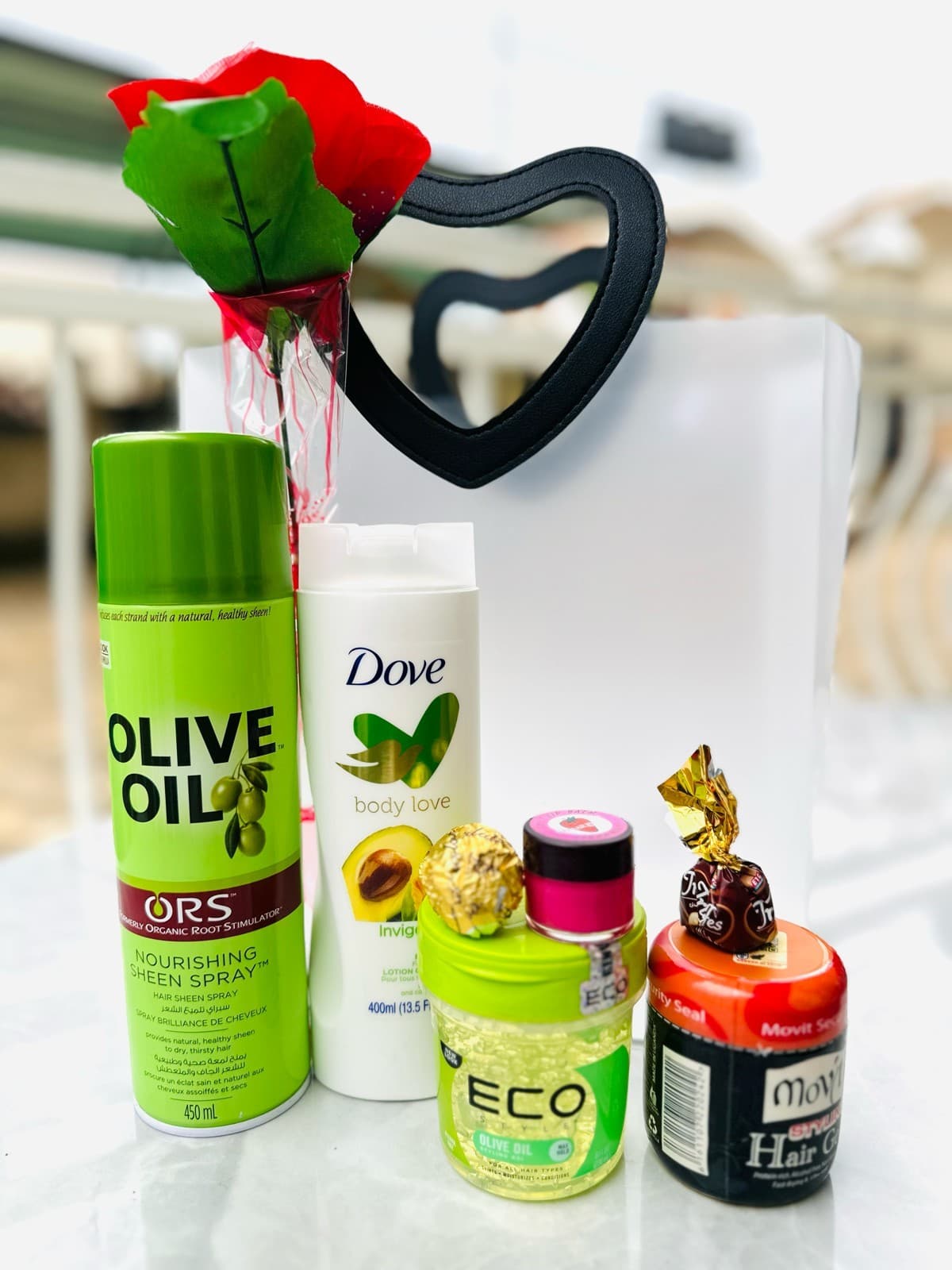 Curl and Shine Glam Essentials image 1